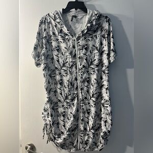 Tropical Black and White Women's Swim Coverup